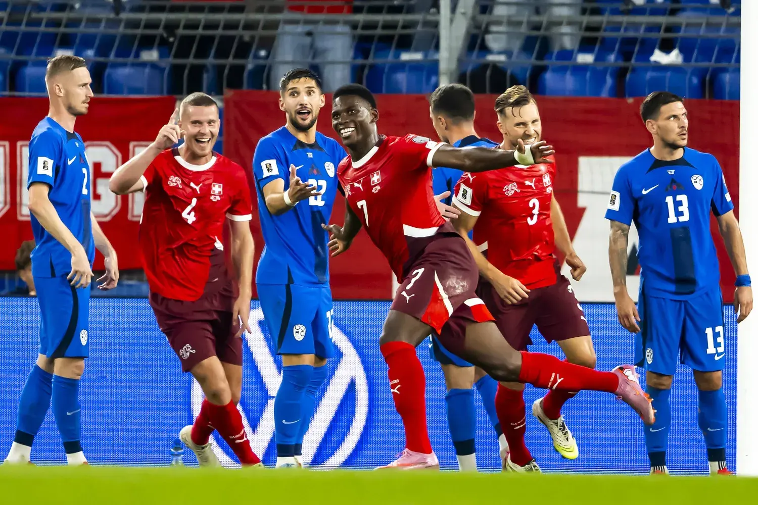 تصفيات المونديال: سويسرا تقسو على سلوفينيا وكوسوفو تفاجئ السويد