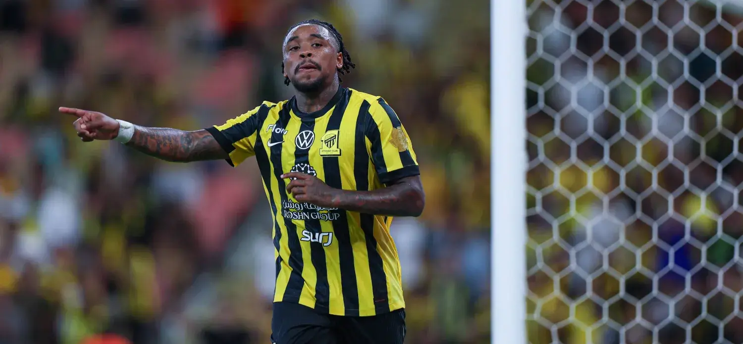 الاتحاد يمطر الفتح برباعية في دوري روشن السعودي