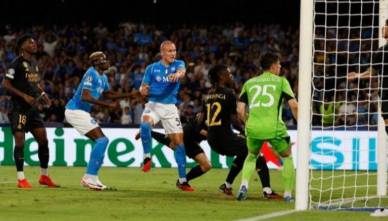 الريال يفوز بصعوبة علي نابولي في دوري أبطال أوروبا