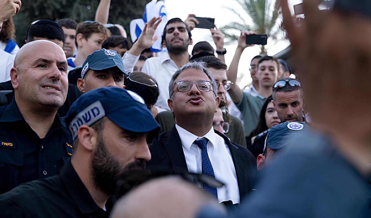 بن غفير يخطط لإقامة مستوطنة لأفراد الشرطة الإسرائيليين في شاطئ غزة