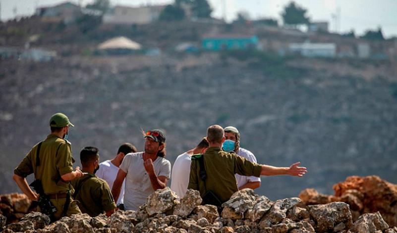 ضابط إسرائيلي سابق أشرف سرًا خلال خدمته على إقامة بؤر استيطانية رعوية في الأغوار