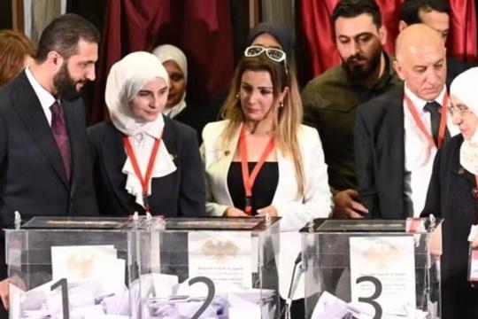 سوريا تُعلن تشكيل أول برلمان بعد الإطاحة بنظام الأسد يضم 119 عضواً
