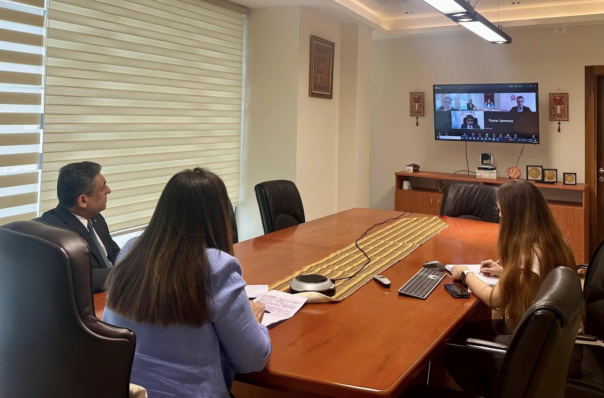 الوزيرة شاهين تبحث مع مسؤول أممي سبل تعزيز آليات توثيق جرائم الاحتلال