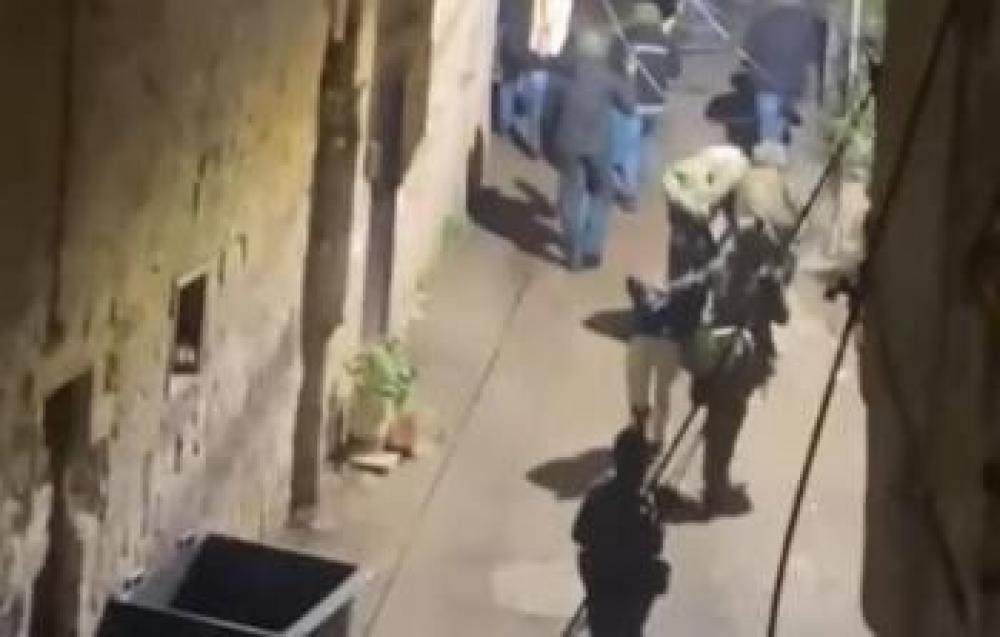 الاحتلال يعتقل 33 عاملاً من قرية أم طوبا جنوب القدس