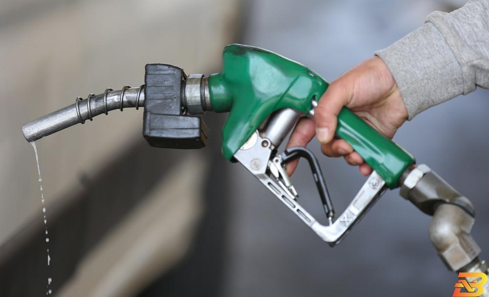 أسعار المحروقات والغاز لشهر آب: انخفاض البنزين وارتفاع السولار