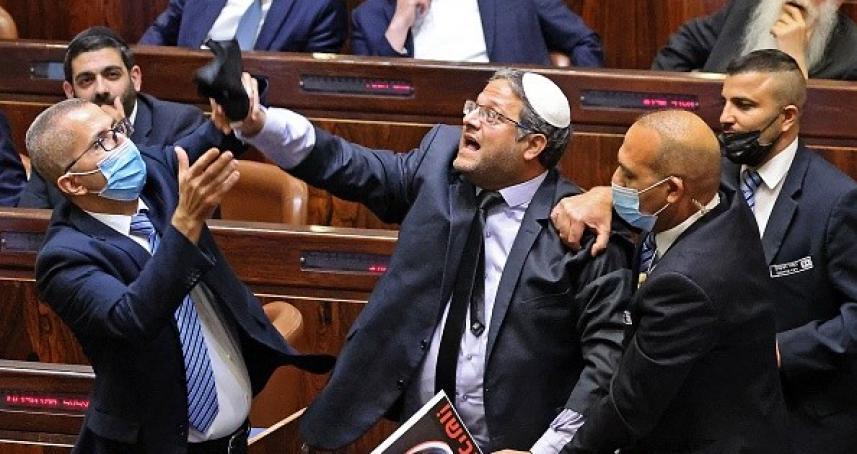 بن غفير يهاجم إدخال المساعدات ويؤكد تمسّكه بحكومة نتنياهو