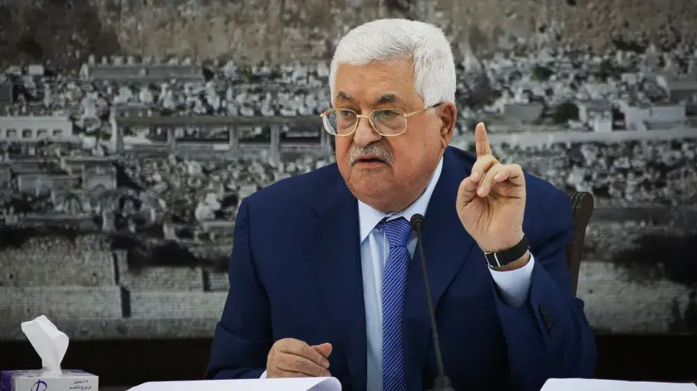 عباس يؤكد ضرورة تولي دولة فلسطين إدارة غزة بدعم دولي