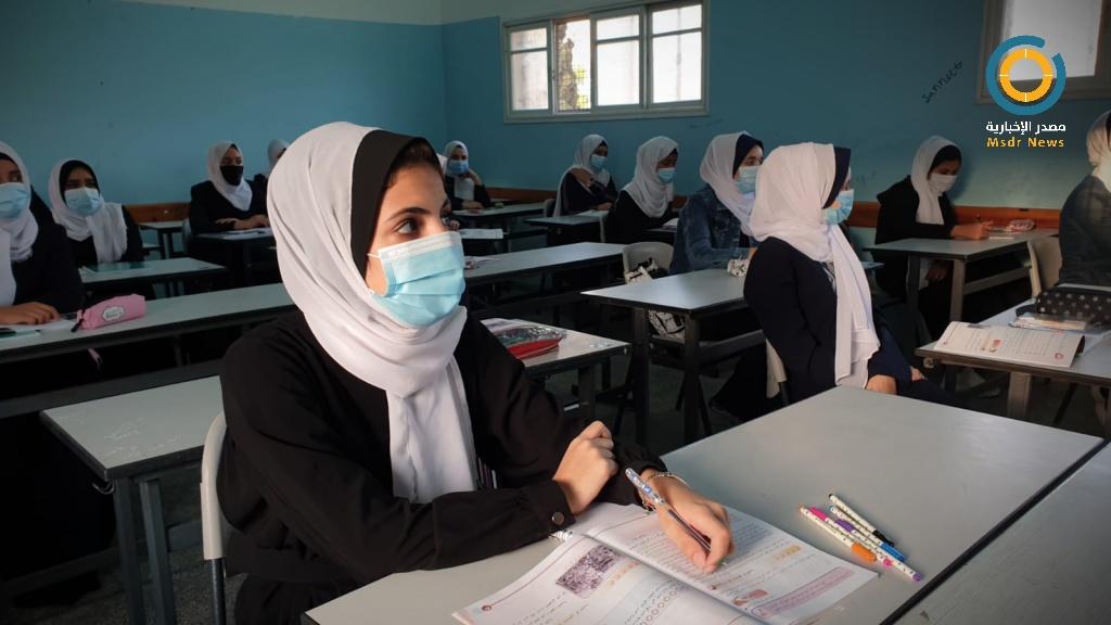 التعليم بغزة تكشف حقيقة وجود إصابات "كورونا" في صفوف طلبة الثانوية العامة