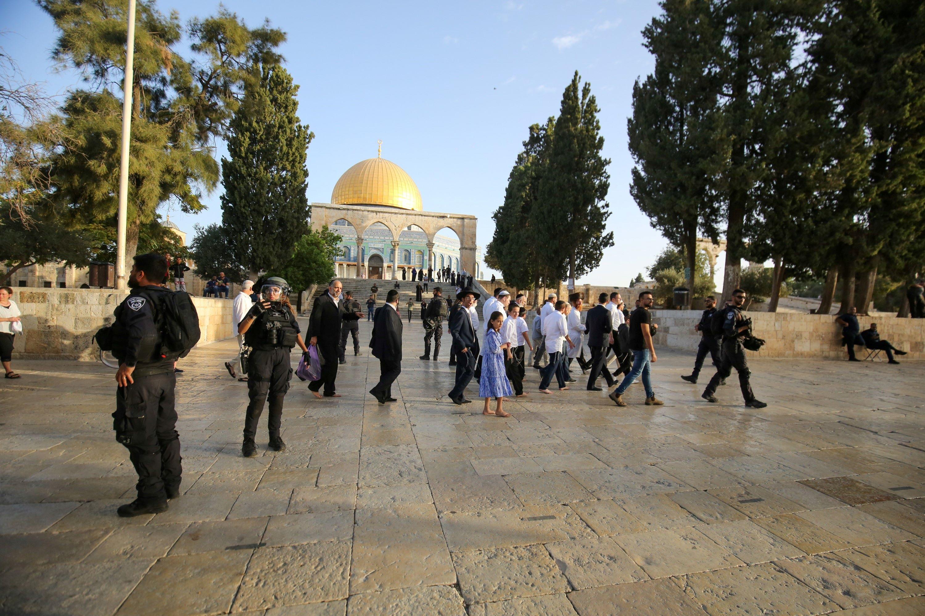 الأوقاف: أكثر من 2000 مستوطن اقتحموا باحات الأقصى اليوم