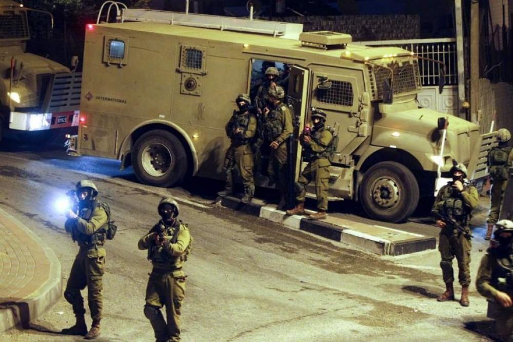 حالته حرجة.. شرطة الاحتلال تطلق النار على شاب في القدس