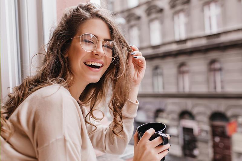 كيف تترك انطباع جيد عنك لمن يقابلك لأول مرة؟