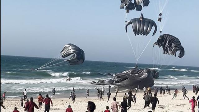 جيش الاحتلال يقرر إسقاط مساعدات على غزة جويا