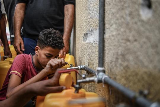 بلدية غزة: تصعيد الاحتلال لحرب الإبادة يفاقم أزمة العطش بغزة