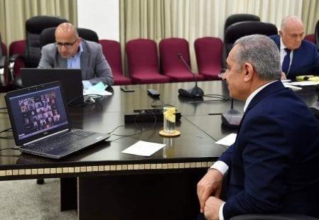 اشتية : "إسرائيل" تقرصن على أكثر من 700 مليون شيكل من مخصصات الأسرى