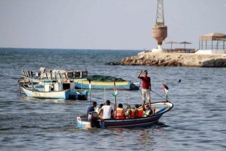 الاحتلال يعيد فتح المعابر و بحر غزة إبتداءاً من صباح غداً الخميس