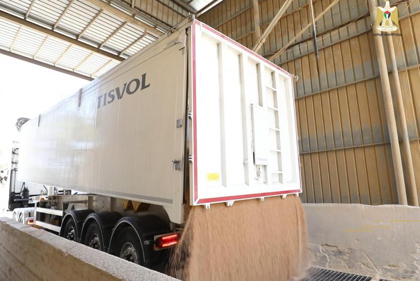 اقتصاد رام الله تعلن بدء طحن 30 ألف طن من القمح الروسي لتوريده إلى غزة