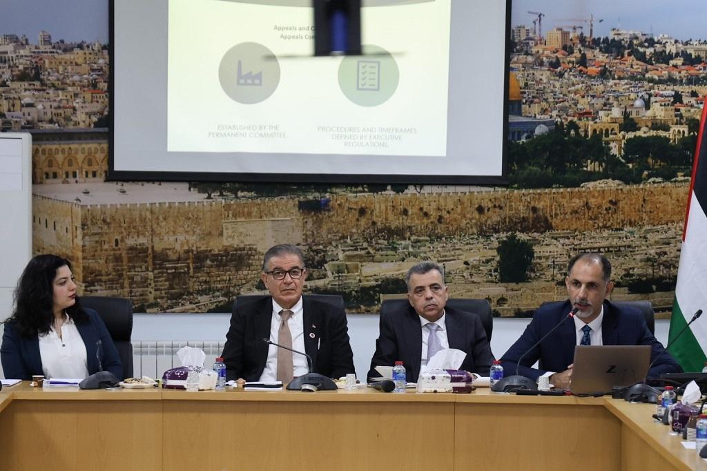 رام الله: ورشة تناقش التوجه نحو إطار قانوني ناظم للشراكة بين القطاعين العام والخاص