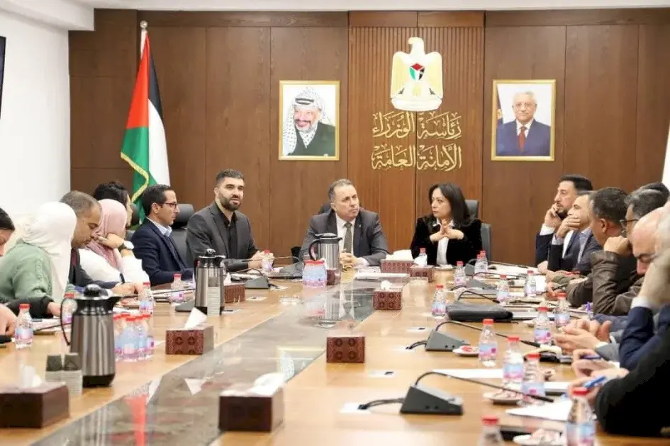 غرفة العمليات الحكومية: المساعدات التي دخلت أمس لا تتعدى بضع شاحنات ولا تلبي الحد الأدنى