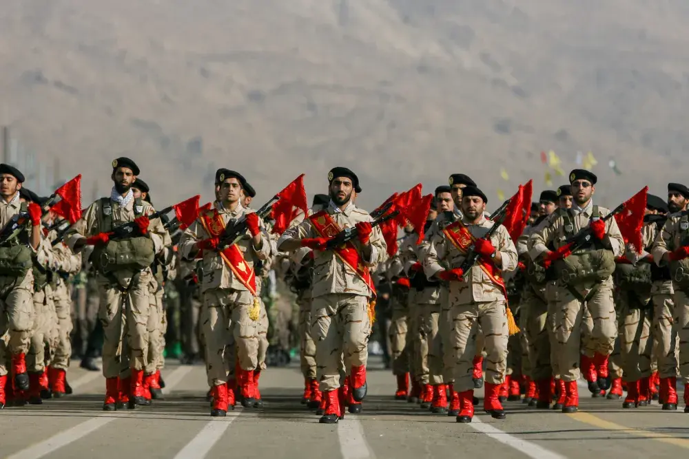 ديرمر وبرنياع يبحثان الملف النوويّ الإيراني مع ويتكوف في روما الجمعة