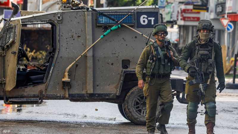 سجن جندي إسرائيلي أعلن رفضه "خدمة الاحتلال" بالضفة وغزة