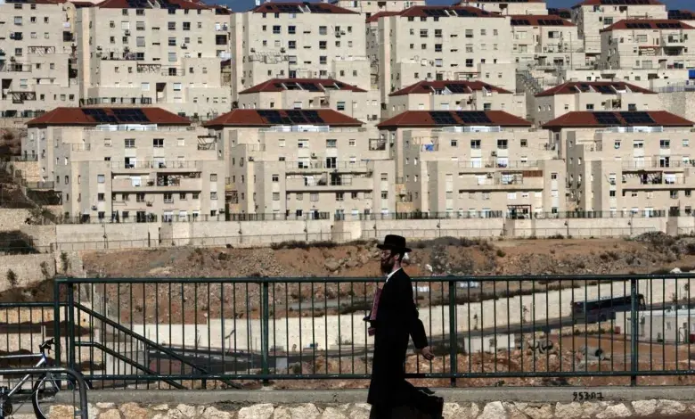 الاحتلال يقرر استئناف تسوية الأراضي بالضفة