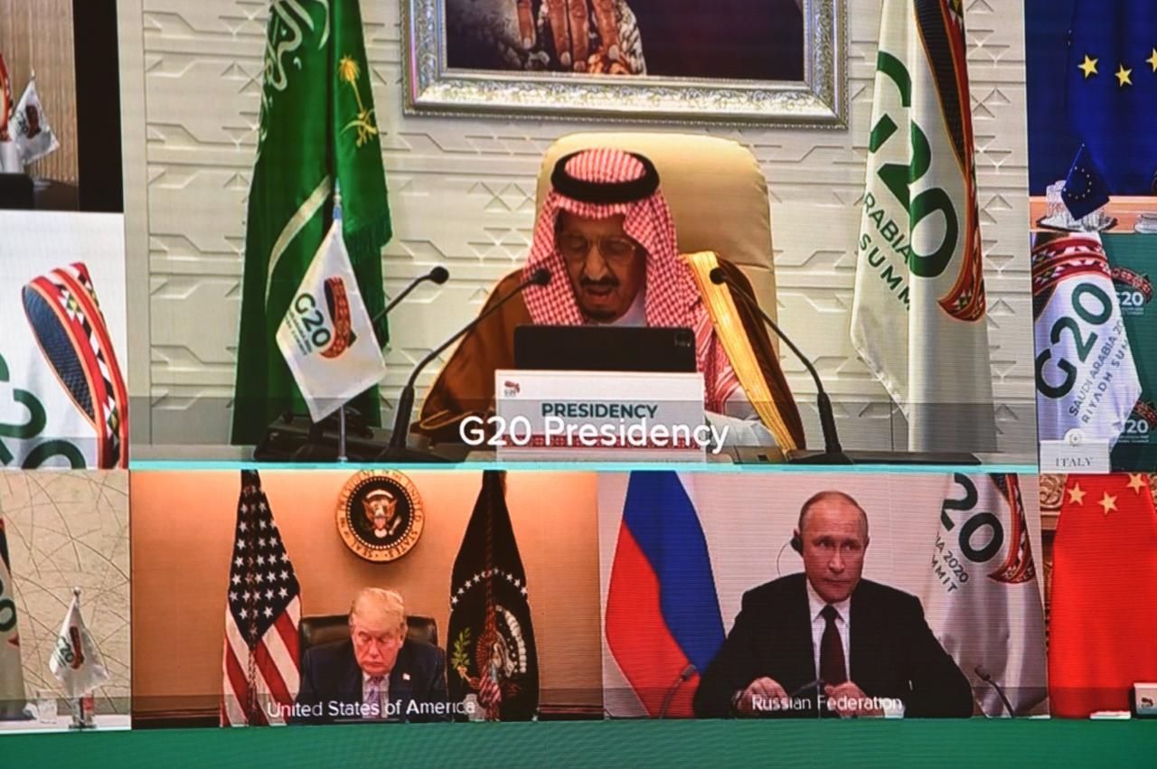 الملك سلمان مفتتحاً قمة مجموعة العشرين : أزمة كورونا "غير مسبوقة"