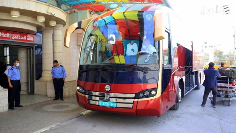 الاحتلال يقرر منع حملة الهوية المقدسية من السفر عبر باصات "شاهين" أو خدمة "VIP"