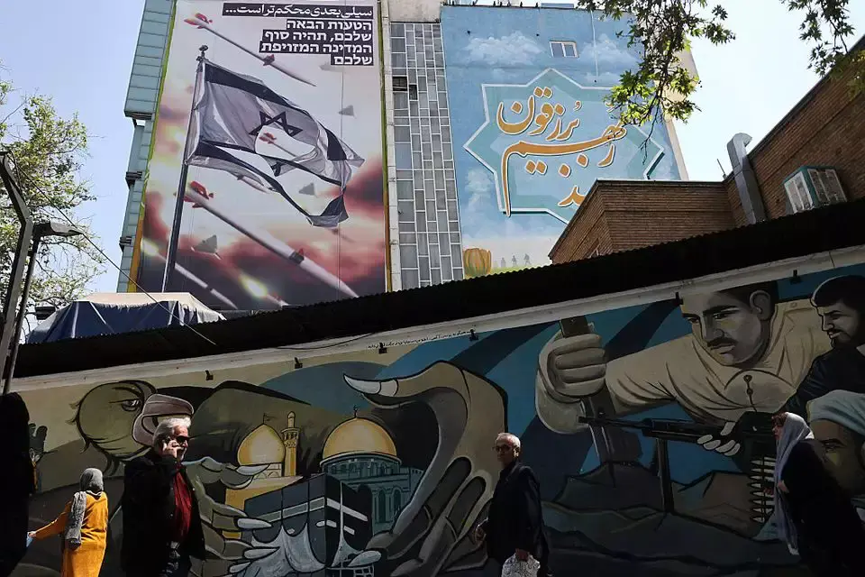 السجن 10 سنوات لإسرائيلي أُدين بالتواصل مع مخابرات إيرانية