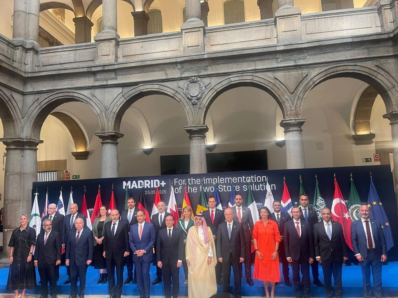 "مجموعة مدريد".. إسبانيا تدعو إلى حظر السلاح على إسرائيل لوقف حرب غزة