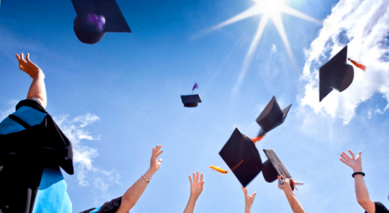 50 منحة دراسية كاملة للطلبة الفلسطينيين في مصر