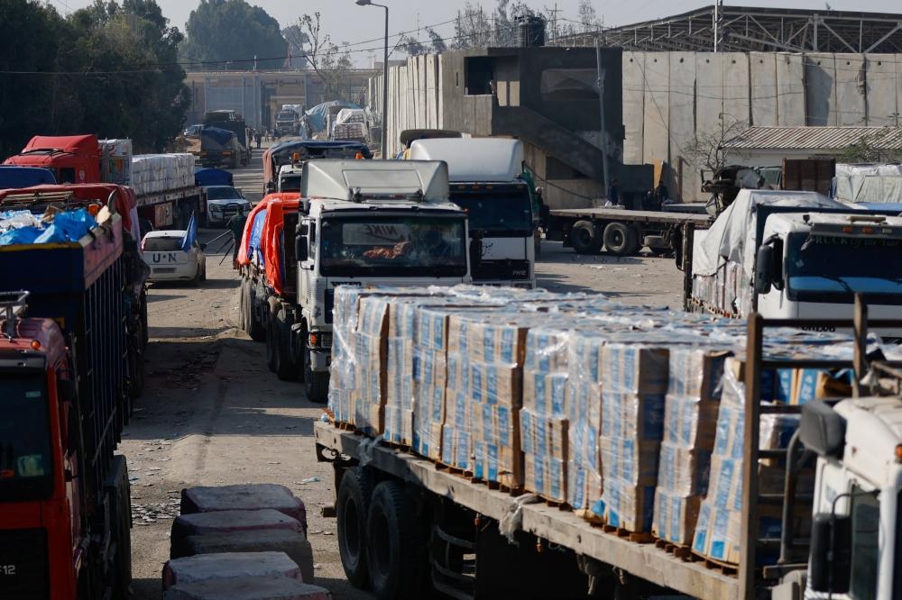 534 شاحنة مساعدات دخلت إلى غزة خلال 5 أيام