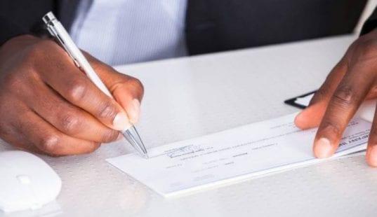 الشيكات المرتجعة تتراجع إلى 238 مليون دولار خلال أول شهرين من 2021