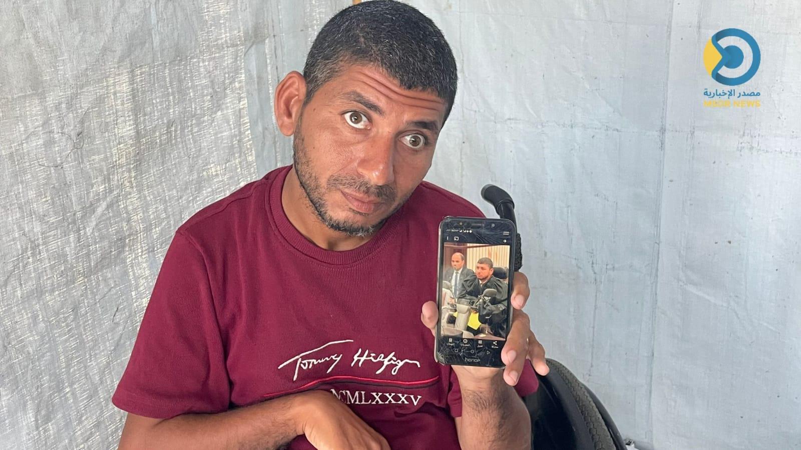 قصة إرادة لا تنكسر لمحامٍ فلسطيني تحدّى الإعاقة والحرب معًا، بعدما فقد منزله ووسيلة تنقله ومصدر رزقه