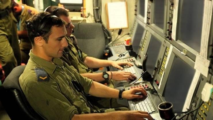 الاحتلال يجند ضباط للتجسس على الفلسطينين بحجة كورونا