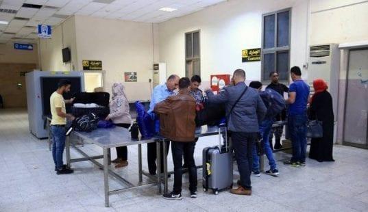 قوات الاحتلال تعتقل  3 مواطنين مقدسيين أثناء مرورهم عبر معبر الكرامة