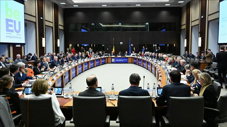 تقرير: اجتماع في بروكسل يجمع وزير الخارجية الفلسطيني والإسرائيلي والسوري