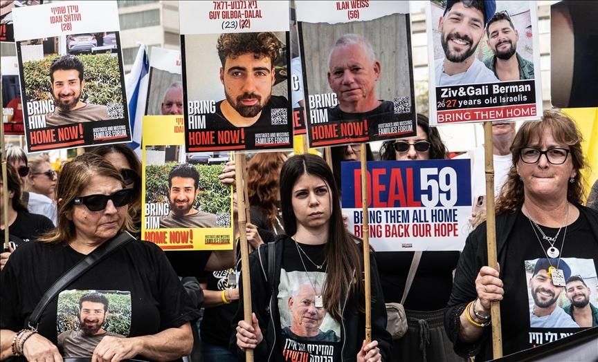عائلات أسرى إسرائيليين: لدينا اتفاق جاهز يمكن لنتنياهو توقيعه غدا