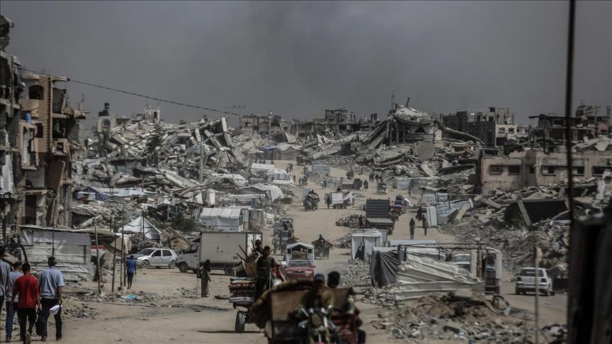 الإعلامي الحكومي: إسرائيل قتلت 200 فلسطيني وهجرت 300 ألف خلال 48 ساعة