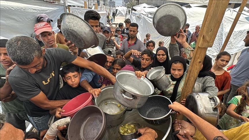 "بيت مال القدس" توزع 500 سلة غذائية على فلسطينيين بغزة