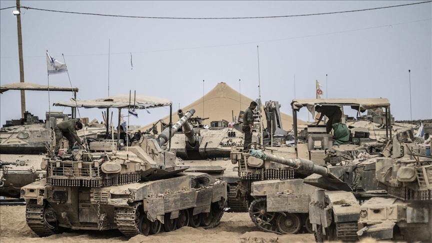 إسرائيل تدخل مدرعات مفخخة لمدينة غزة لدفع الفلسطينيين إلى النزوح