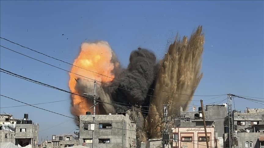 الأمم المتحدة تحذّر من "جرائم حرب" في دير البلح