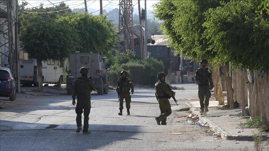 إصابة 5 فلسطينيين واقتحامات إسرائيلية واسعة النطاق بالضفة الغربية