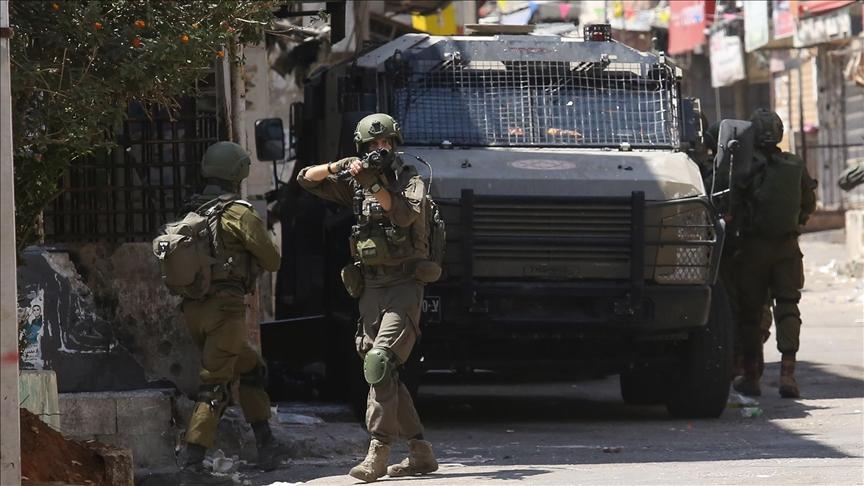 جيش الاحتلال الإسرائيلي يعزز قواته بالضفة بكتيبتين إضافيتين
