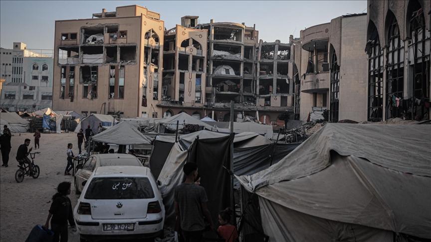 جيش الاحتلال ينذر بإخلاء منطقتين تضمان مستشفى ومقرا أمميا بغزة