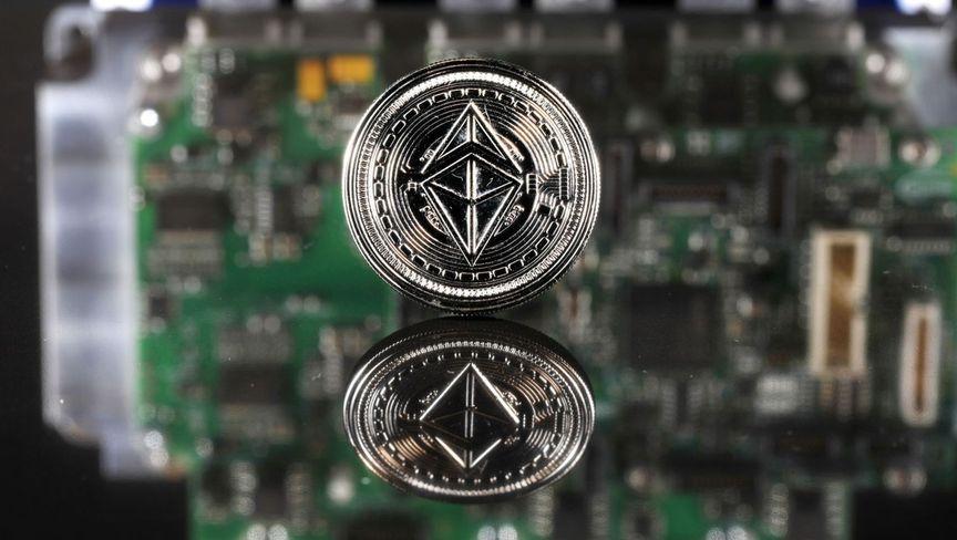 سعر "إيثريوم" يتجاوز 4 آلاف دولار للمرة الأولى منذ ديسمبر 2024