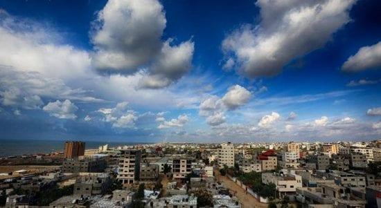 الأرصاد الجوية: أجواء غائمة وماطرة اليوم وغداً وانخفاض على درجات الحرارة