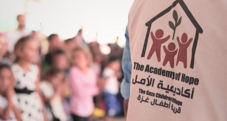 مؤسسة «قرية أطفال غزة» تعتزم تحليل أحاديث المعلمين والطلاب ورصد عبارات تصنفها الخوارزميات على أنها تحريضية أو معادية للسامية