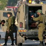 اعتقال 40 فلسطينياً بينهم نساء وطفلة خلال ساعات بالضفة والقدس