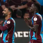 فيديو: محمد صلاح يتألق بثلاثية ويقود طرابزون سبور لسحق غلطة سراي