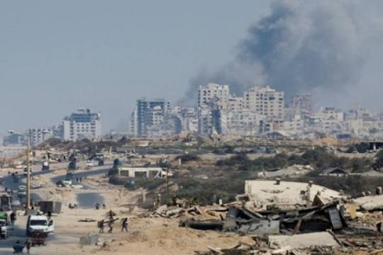 شهيدين وعدة إصابات بغارات إسرائيلية على مخيم البريج في غزة